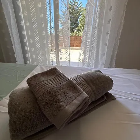 Kyblue Management - 2br Steps From Harbour * Paphos